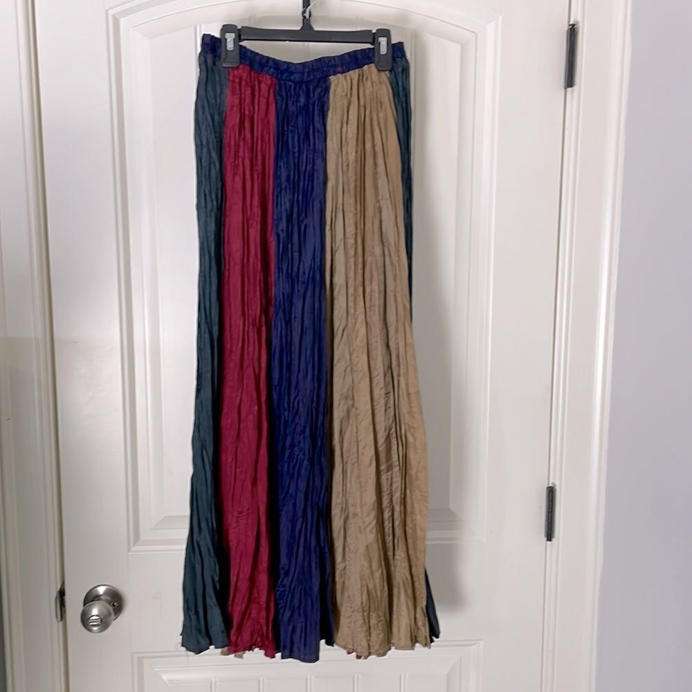 Circle T bohemian long skirt size medium